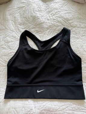 •women’s size large nike black sports bra •selling for $8